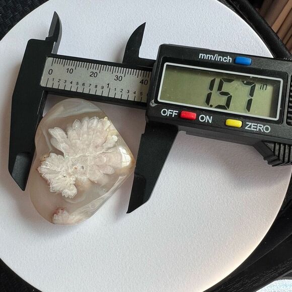 Flower Agate Heart‎ Carving (#8) - Picture 9 of 11